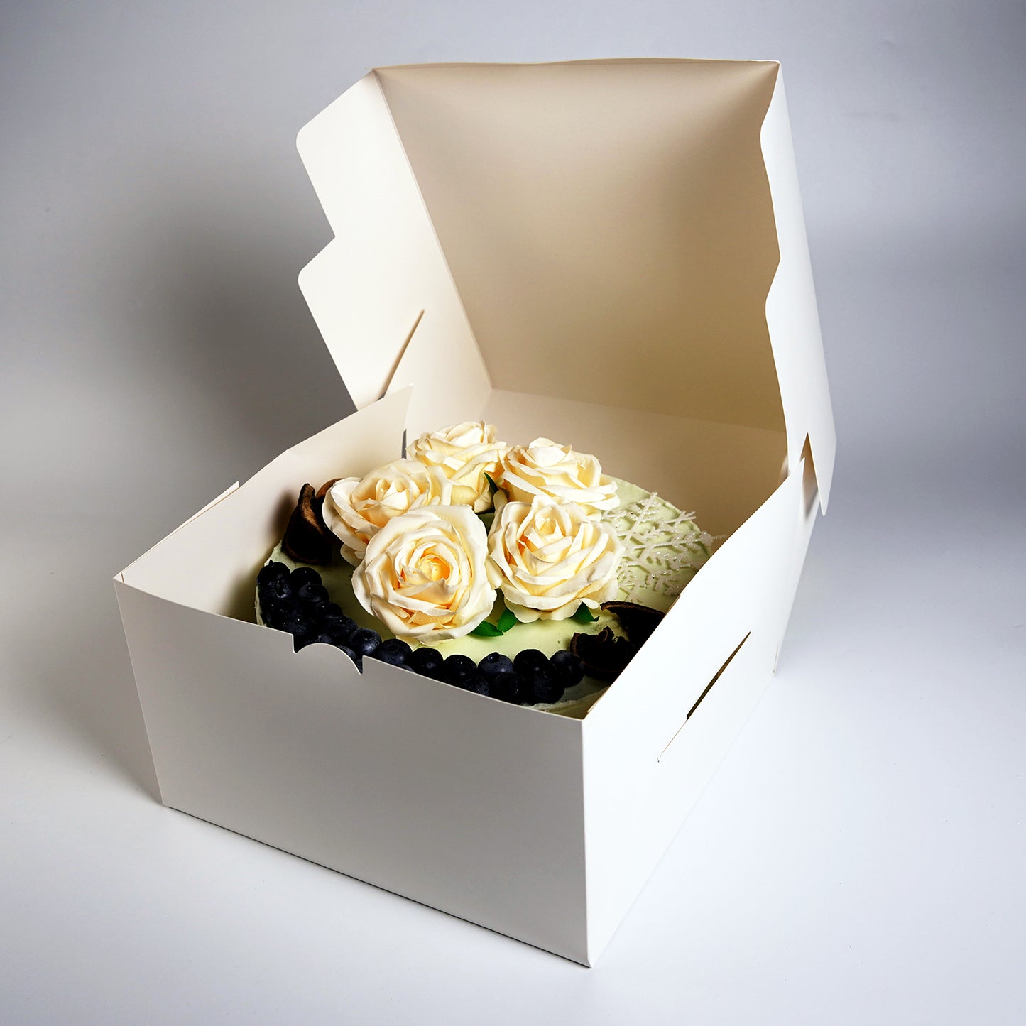 One Piece Cake Box